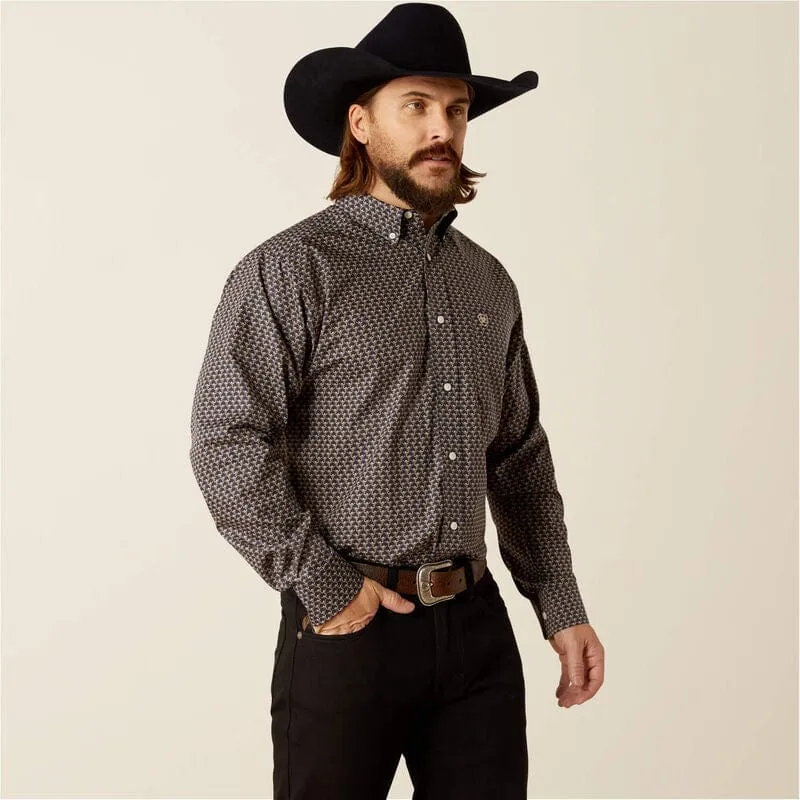 Ariat Men's Wrinkle Free Fields Classic Fit Shirt Navy