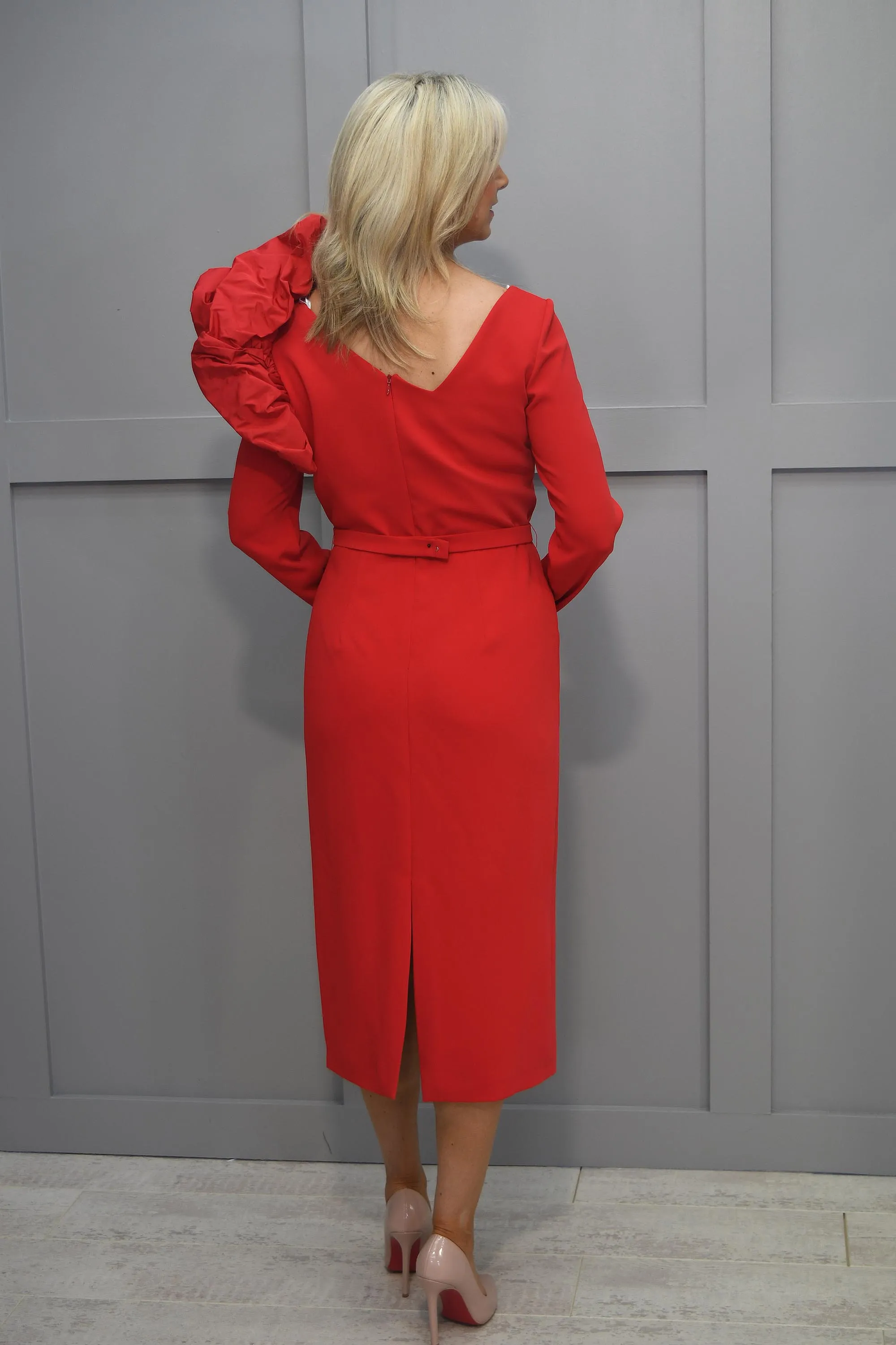 Carla Ruiz Red Dress With Shoulder Bow Detail - 50035