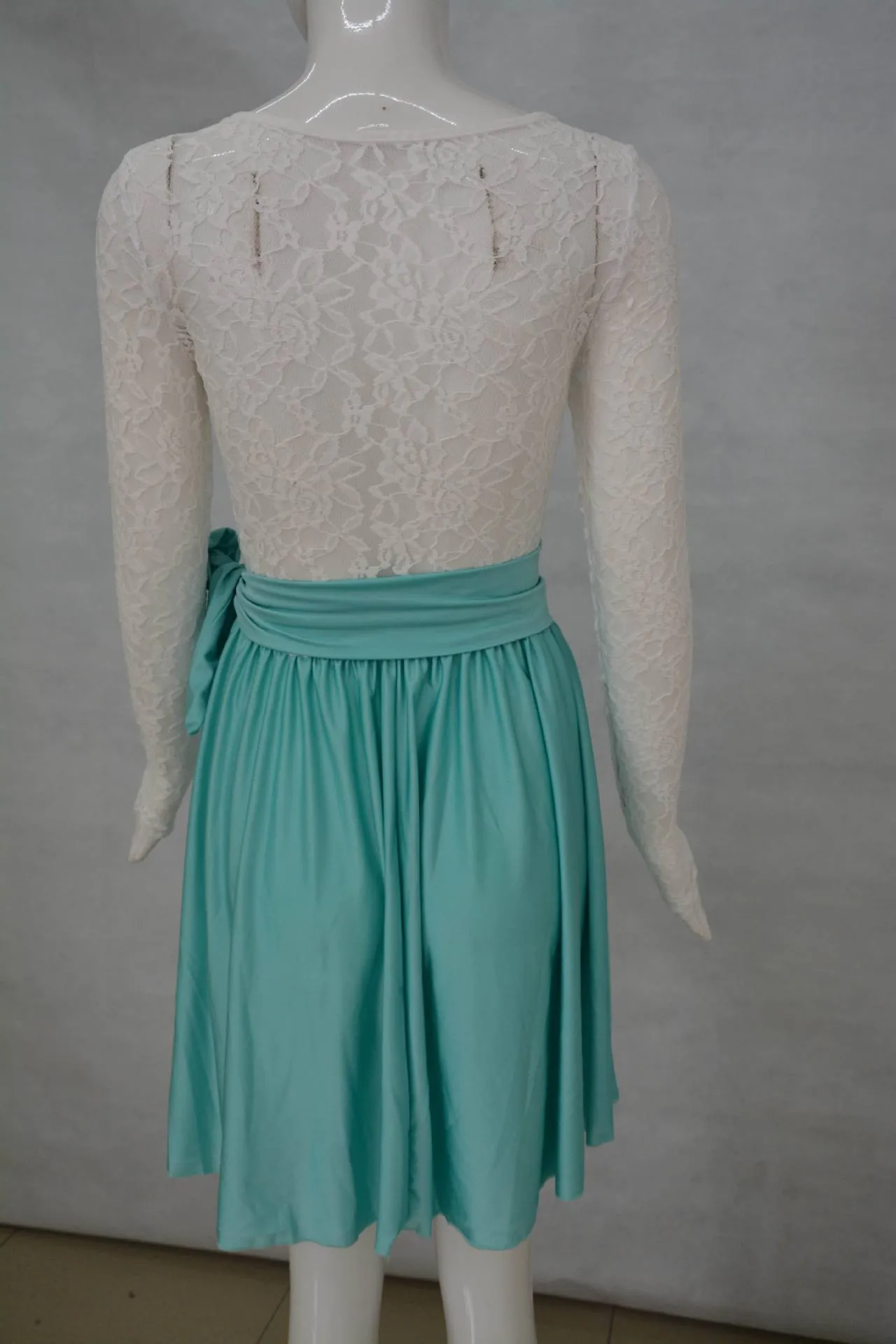Clearance Scoop Long Sleeves Lace Patchwork Flared Pleated Short Dress