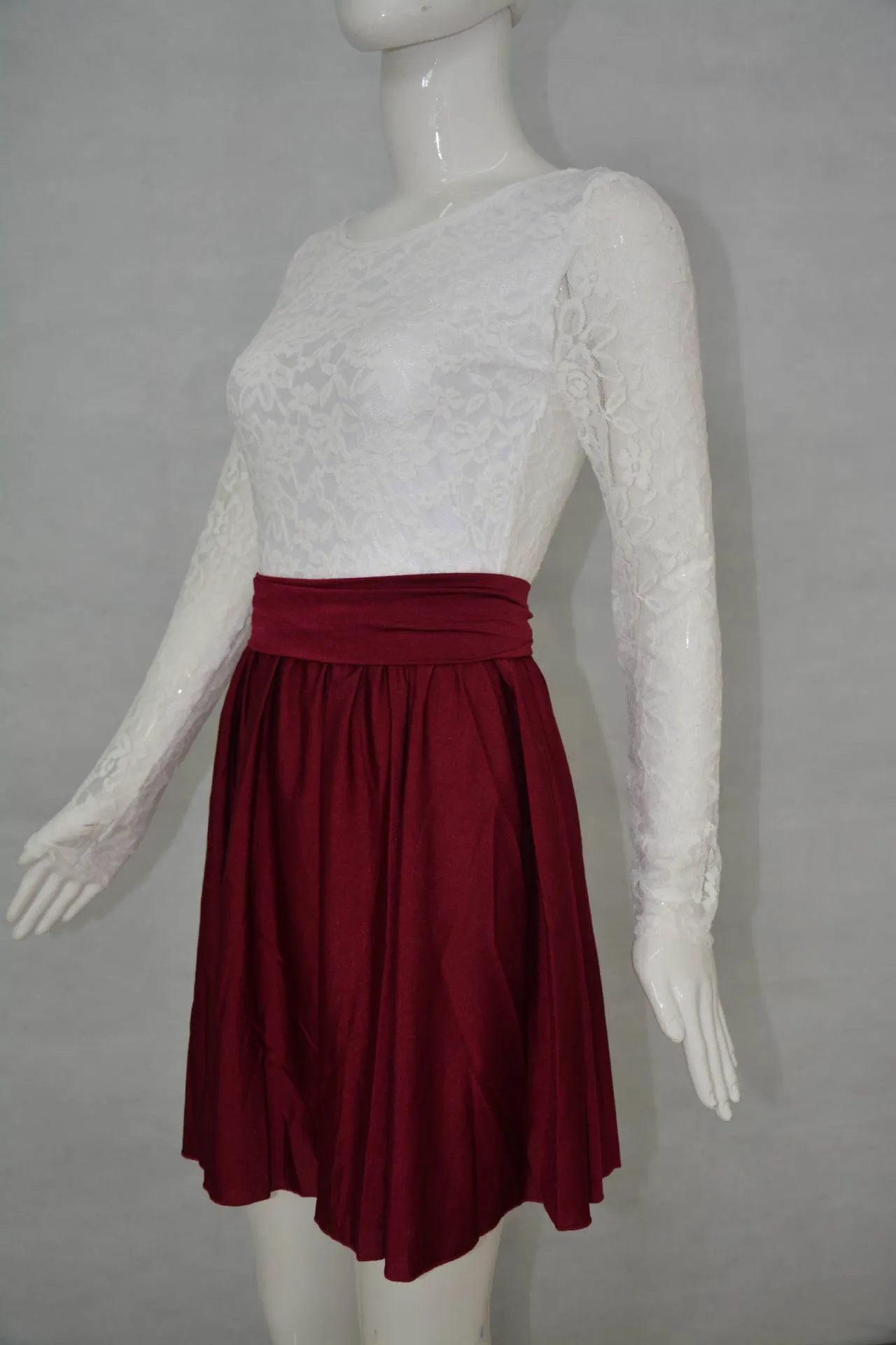 Clearance Scoop Long Sleeves Lace Patchwork Flared Pleated Short Dress