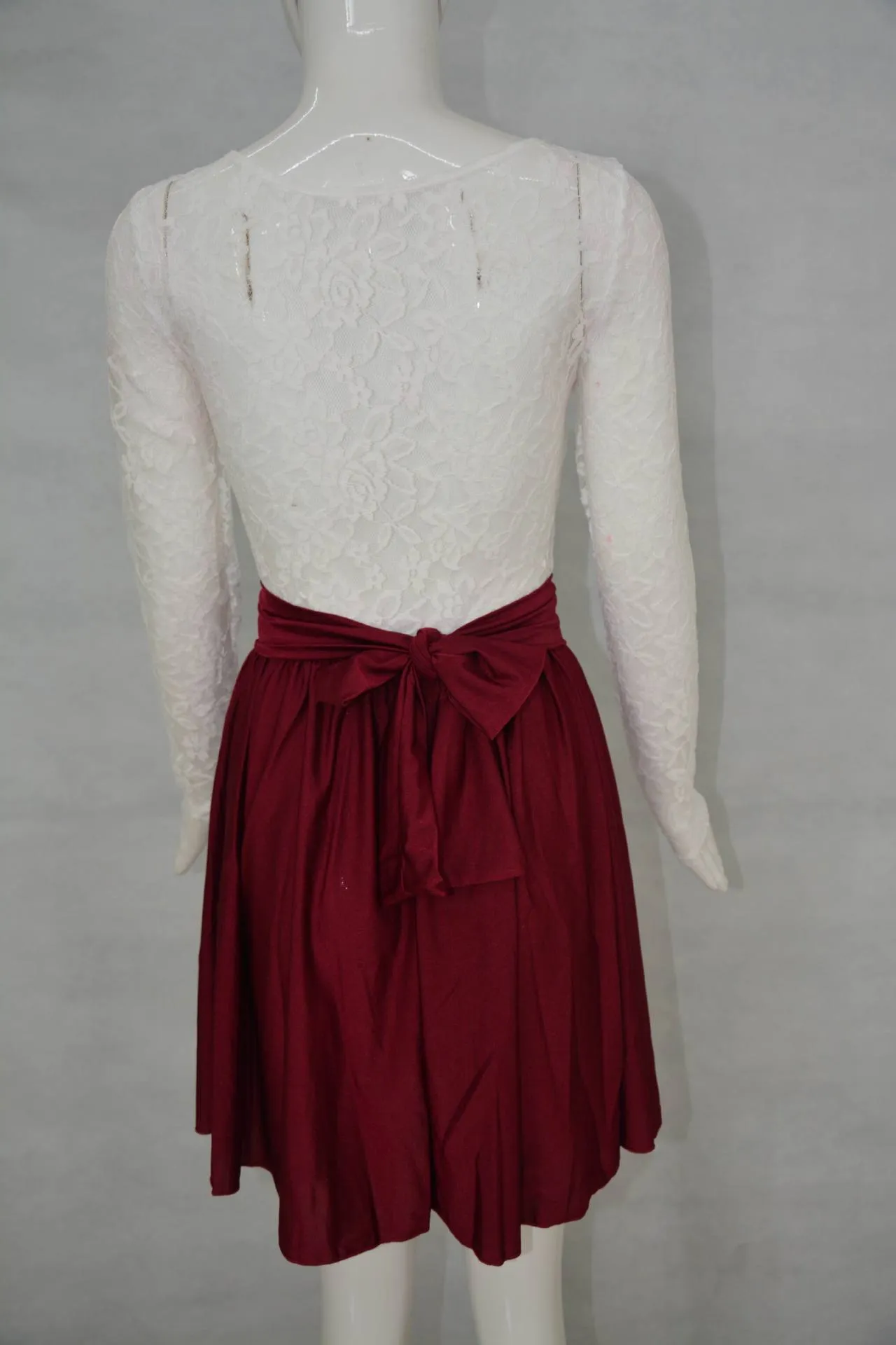 Clearance Scoop Long Sleeves Lace Patchwork Flared Pleated Short Dress