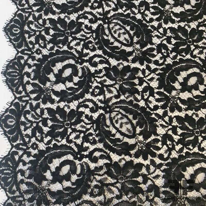 French ‘Flowers in Bloom’ Chantilly Lace - Black