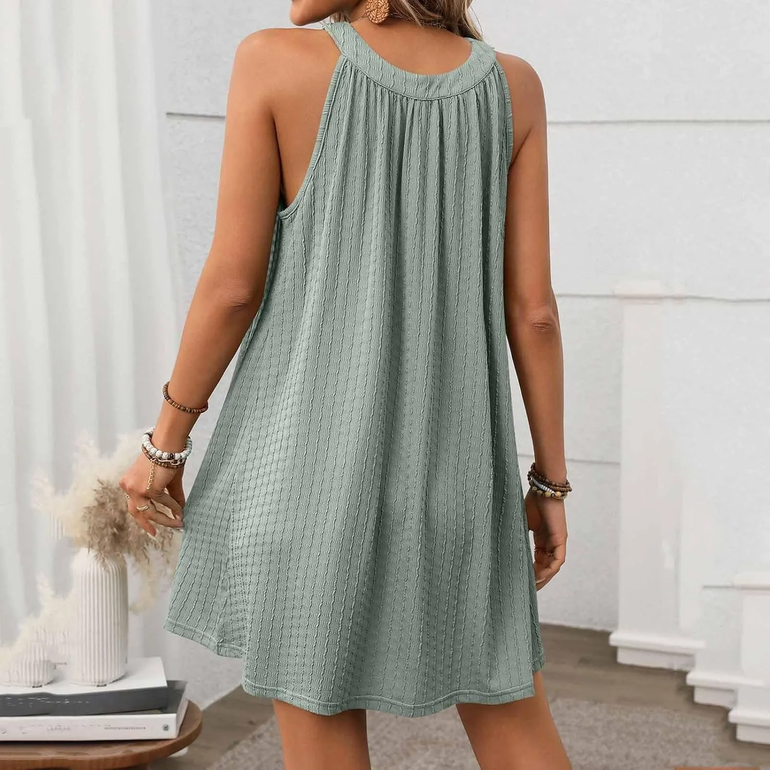 hlysgo Beach Dresses for Women Casual Loose Fit Sleeveless Halter Neck Mini Sundress 2025 Summer Short Going Out Dress