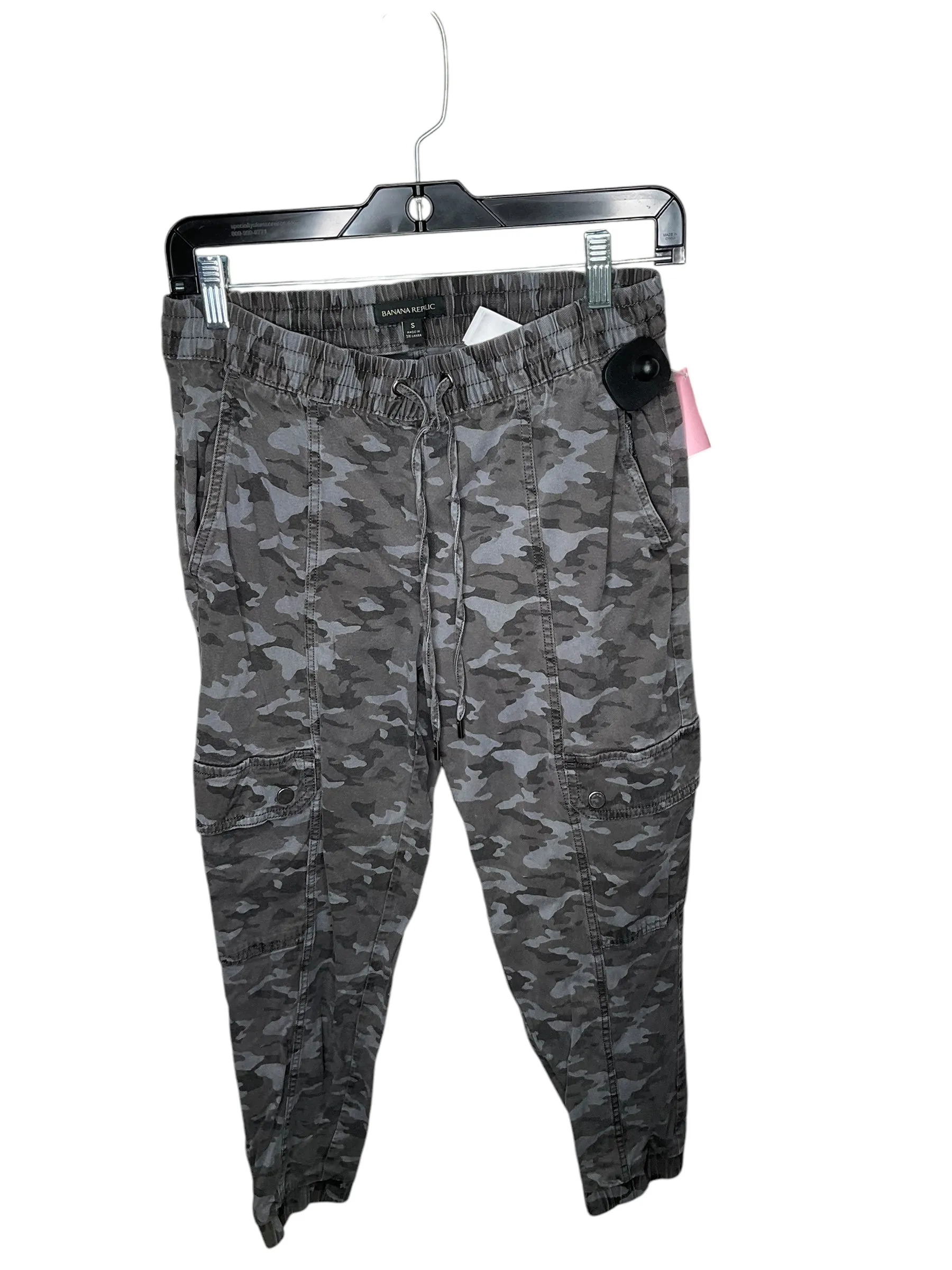 Pants Joggers By Banana Republic In Camouflage Print, Size: S