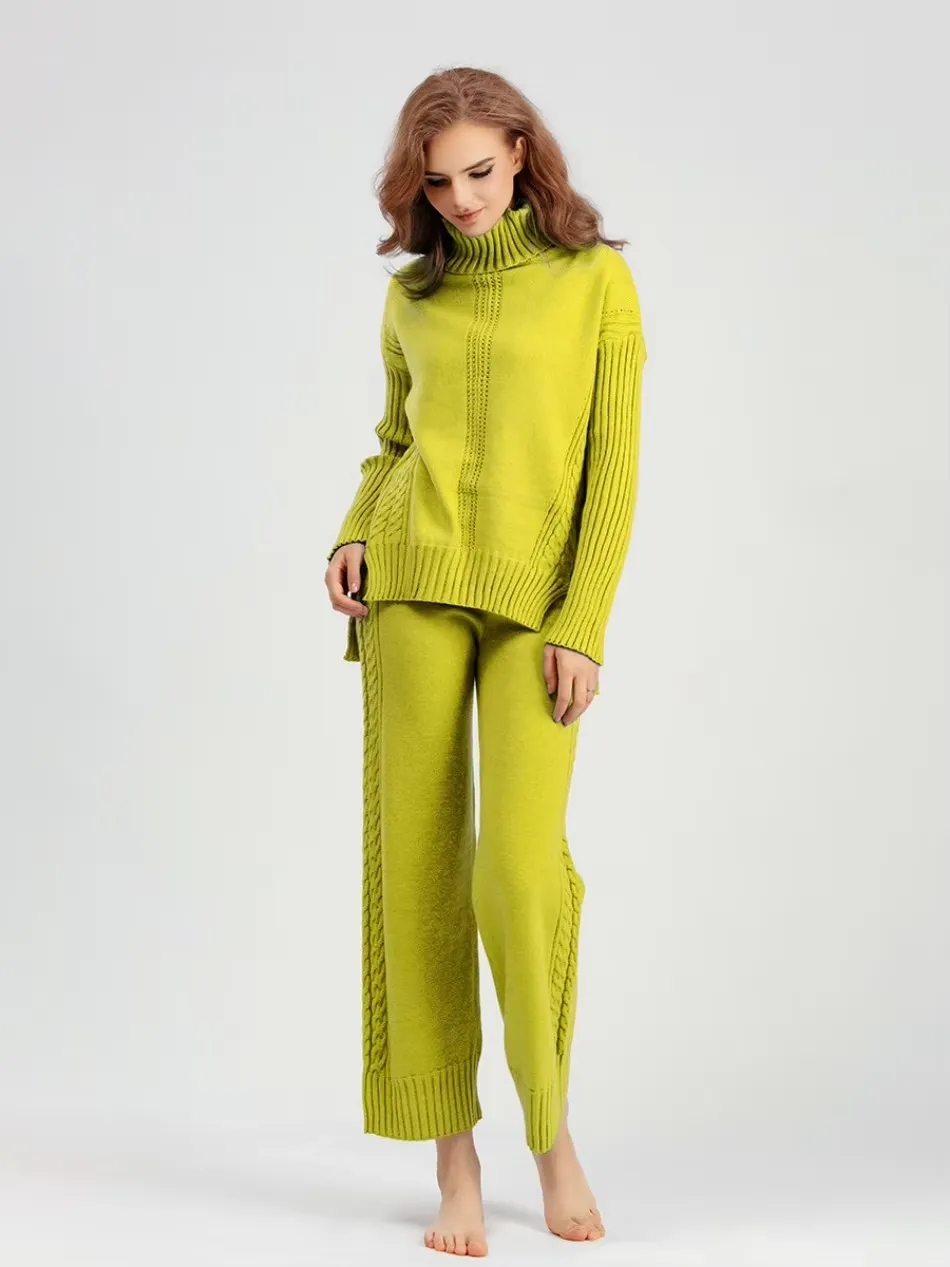 Sylis | Cozy Turtleneck Set